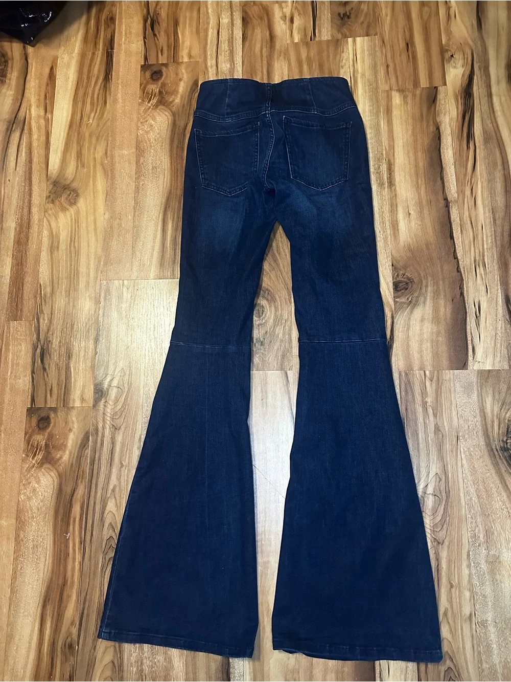 Free People Pull On Flare Jeans Women’s 26 Dark Wash Stretch Denim Pants